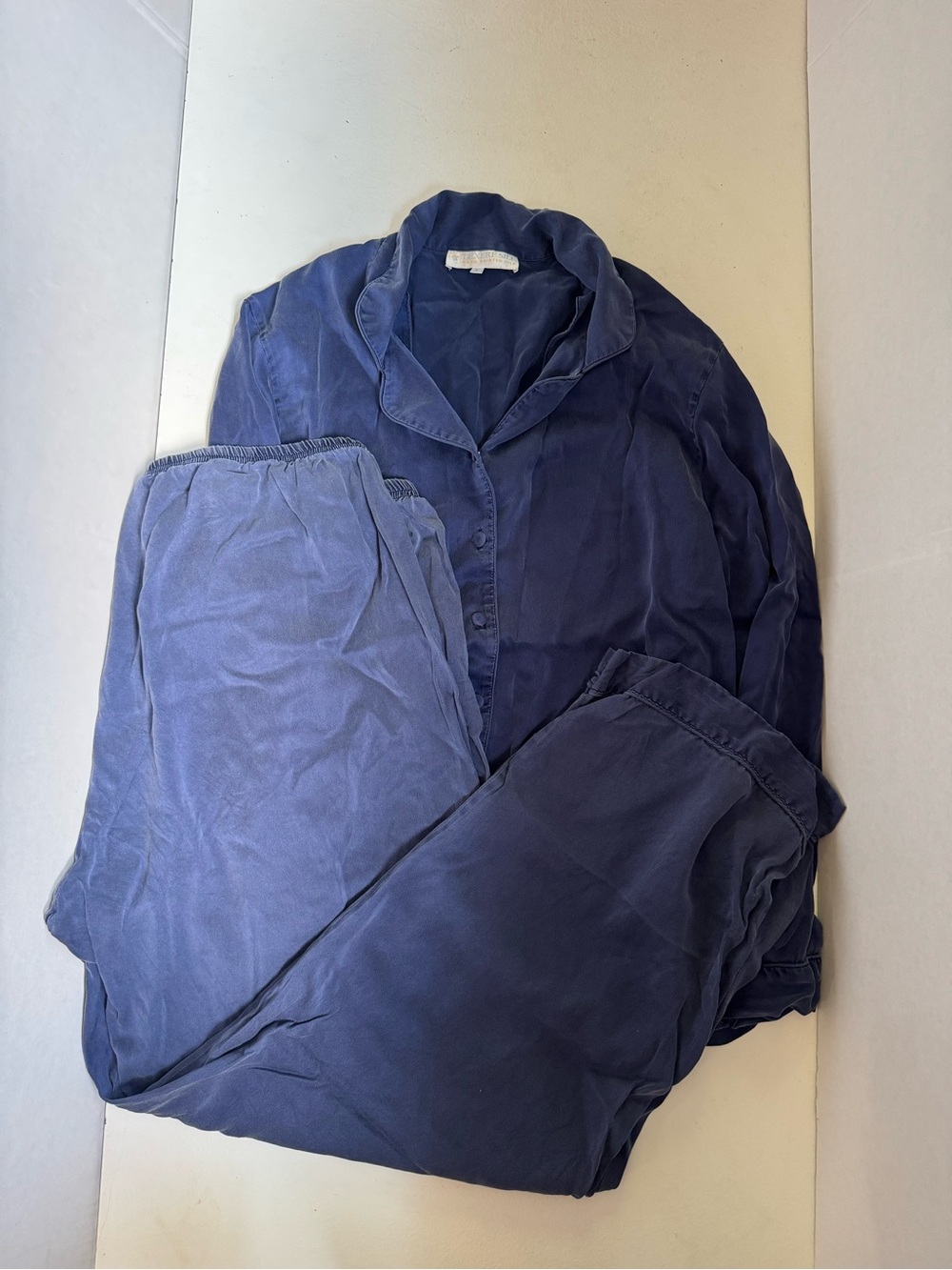 Texere Silk Hand Painted Luxury Women's 2 Piece navy Lounge Pajama Set Size L
